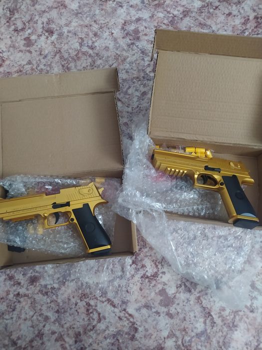 Продам 2 золотых Дигла