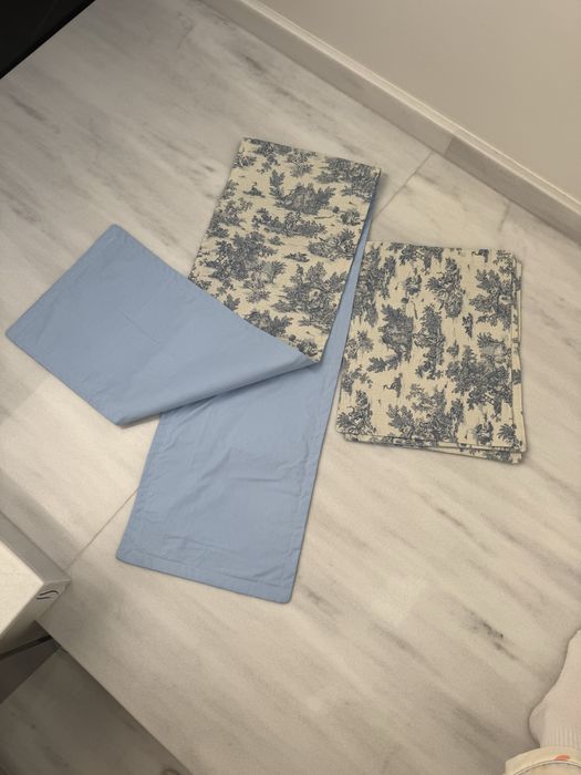 Set de masa runner + 4 suporturi farfurii