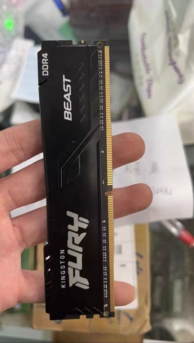 Samsung DDR4 16G 3200MHZ