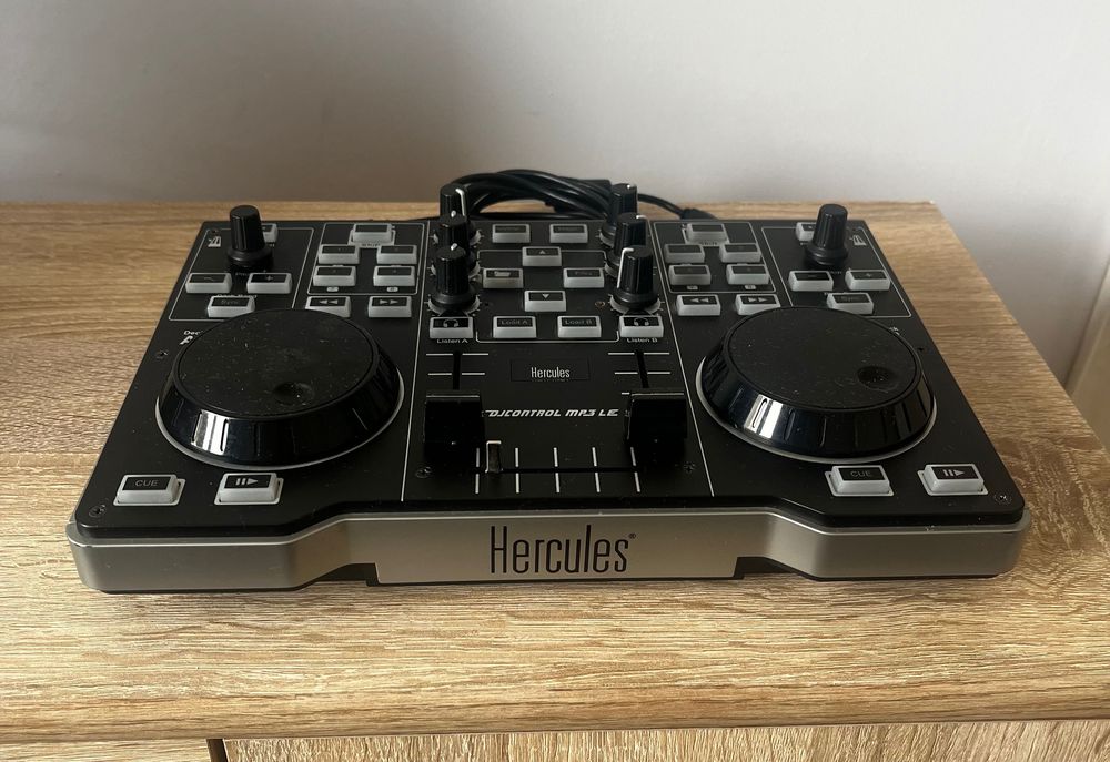 Hercules DJ Control mp3 LE