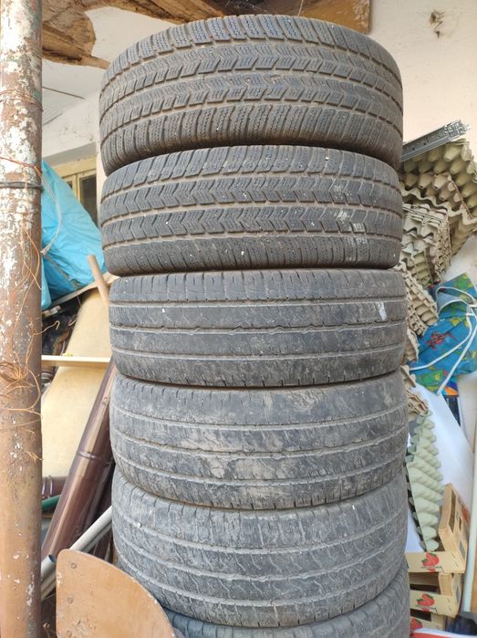 Бусове гуми 235/65/16