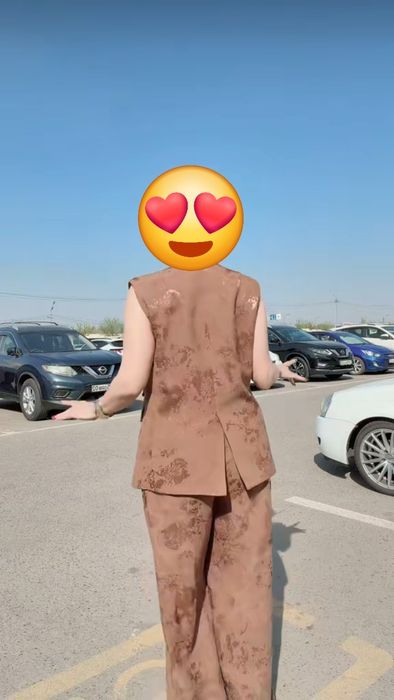 Костюм двойка жаккард продам