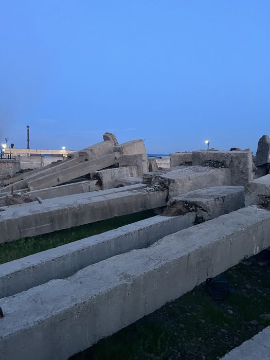 Прадается колона