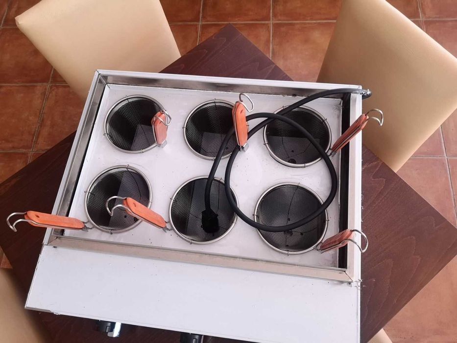 Паста кукър 6 гнезда .Чисто нов