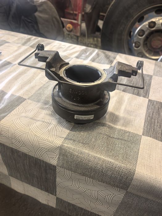 Аксиален лагер Волво