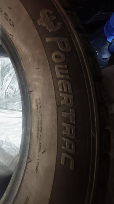 Шины Powertrac с шипами продам