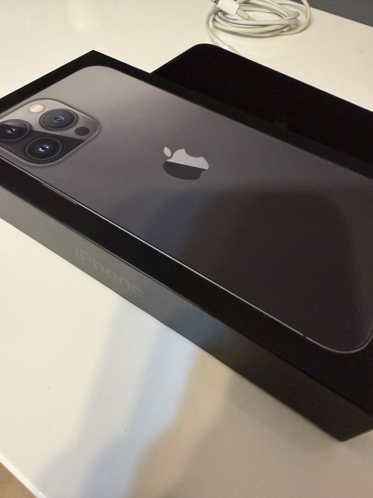 iPhone 13 Pro Max – 128GB | Отлично състояние | Като чисто нов