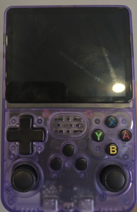 Игровая приставка R36s