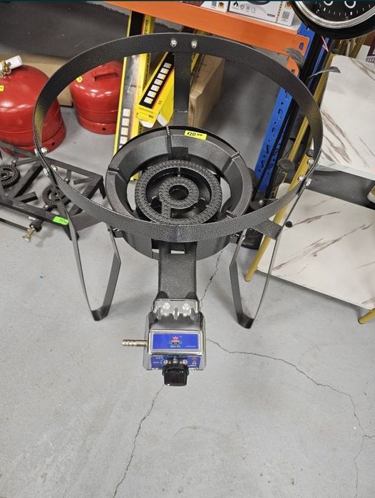 Газов котлон пиростия бурина Чисто нов