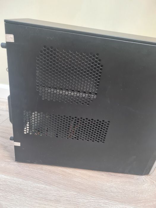 Корпус Delux DLC-ML113 350W черный