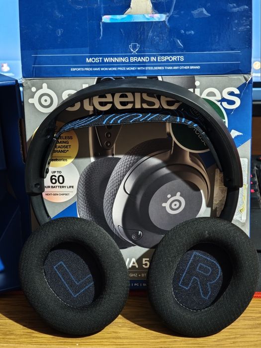 Слушалки  - Steelseries Arctis Nova 5T Wireless
