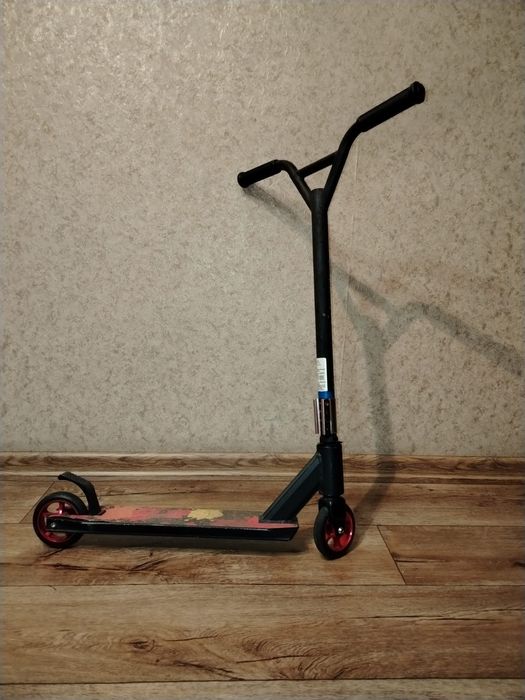 Продаю трюковой самокат