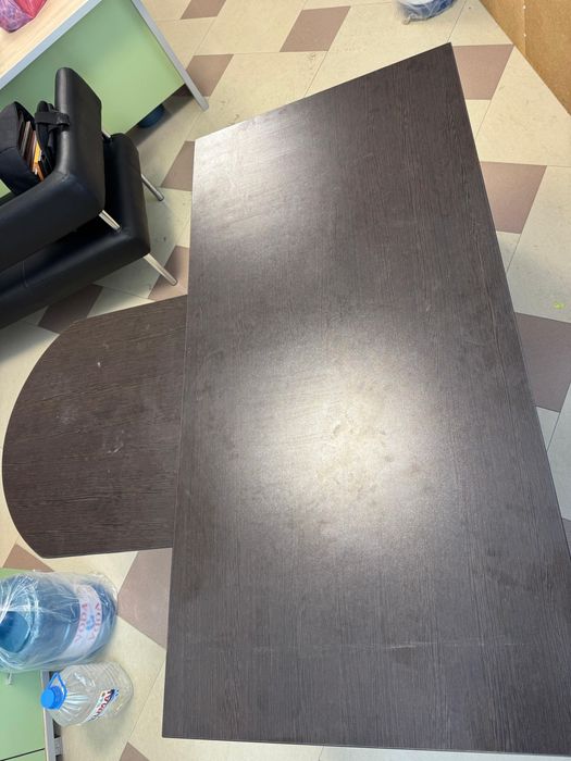 Офисный стол с п приставкой