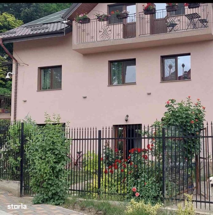 Casa in zona River's Towers(Tudor Vladimirescu)