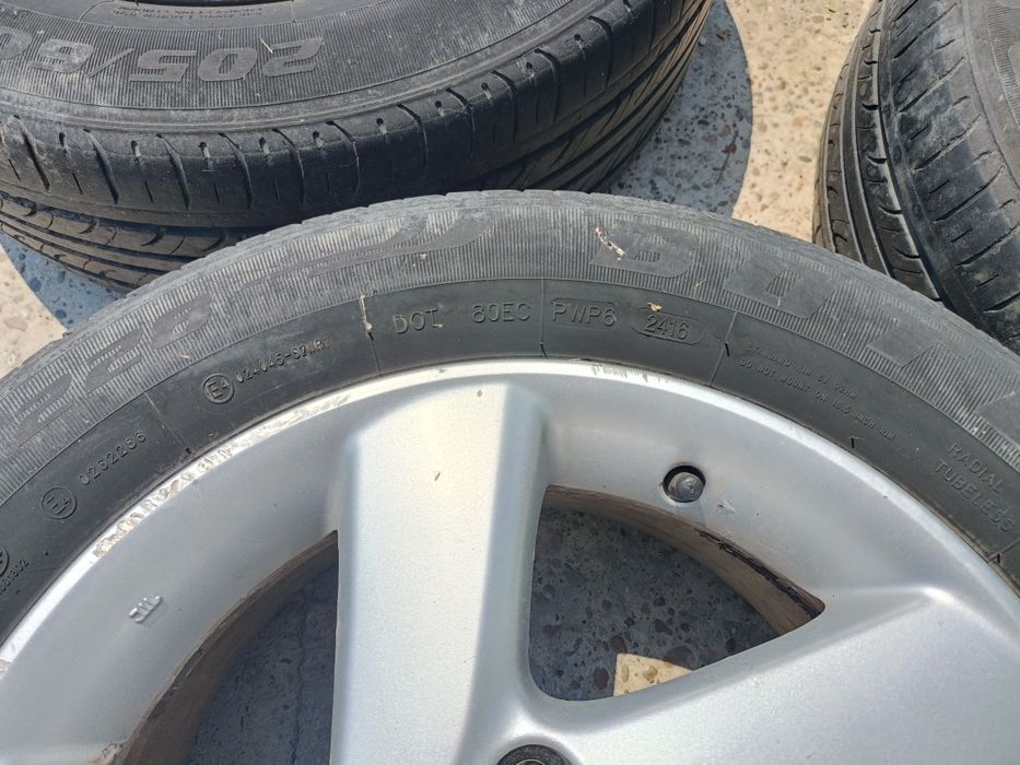 Jante aliaj Mazda R16 și cauciucuri vara