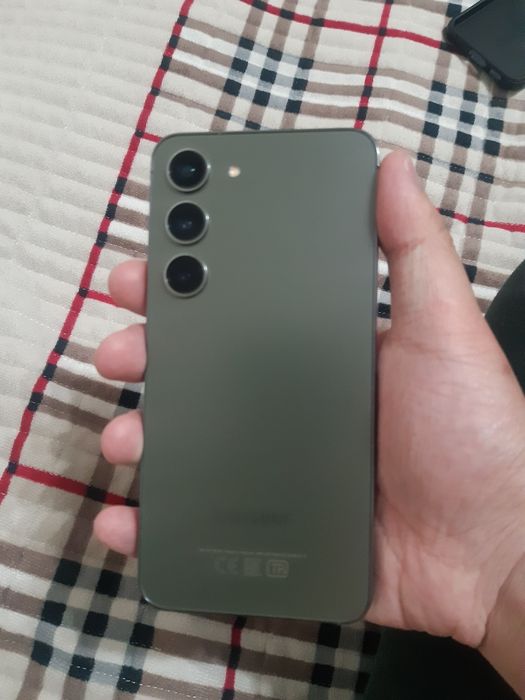 Продам Samsung Galaxy S23