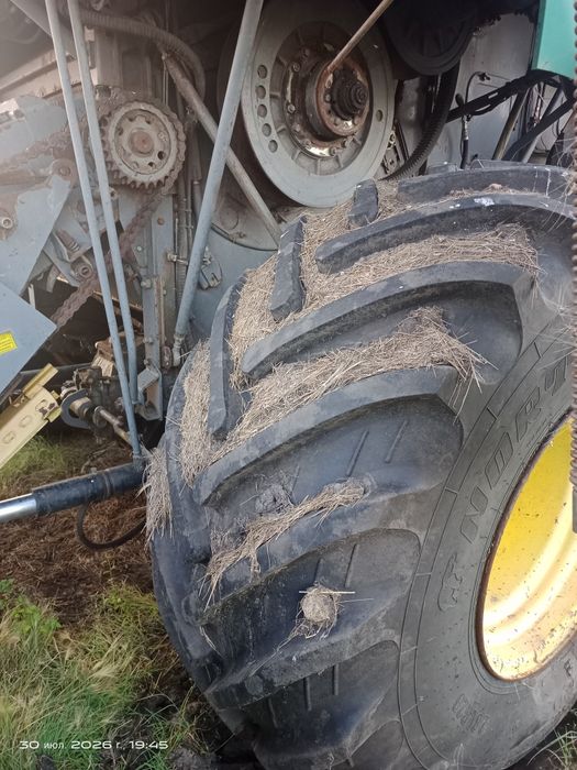Продам комбайн Есиль 740