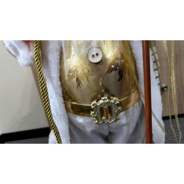 Елегантен златист Дядо Коледа с дълго пухкаво палто и жезъл