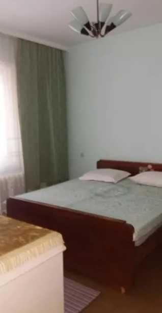 Дава се под наем Тристаен апартамент в Пловдив, Младежки Хълм - 90 кв.м за 428.4 € - Снимка #2