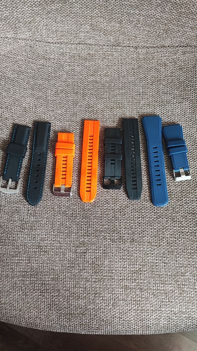 Силиконови и кожена кайшки 22mm