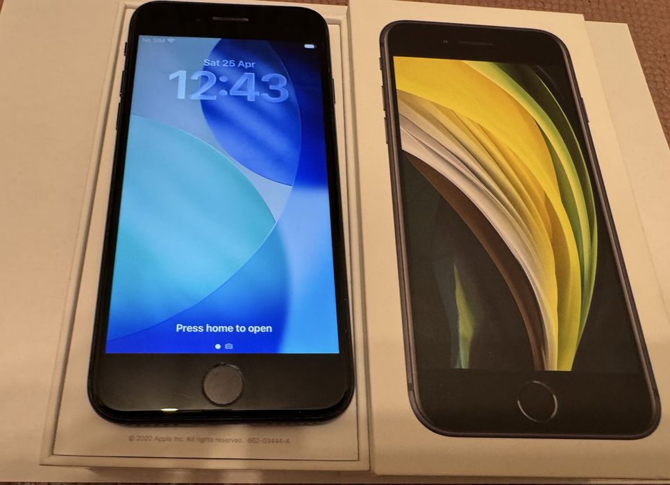 iPhone SE2 / 64 GB / 100% battery / перфектен