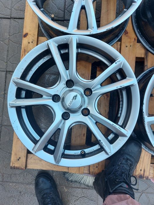 4ри бр алуминиеви джанти 16цола  5×120; ет 44; марка Брок, отлични