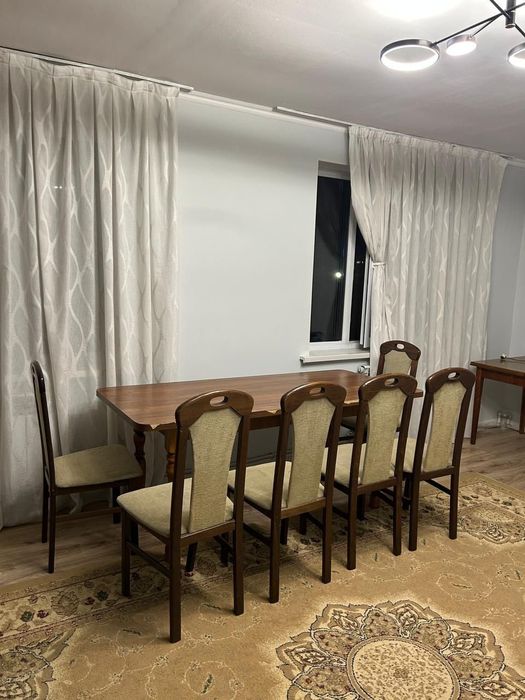 продам стол и стулья