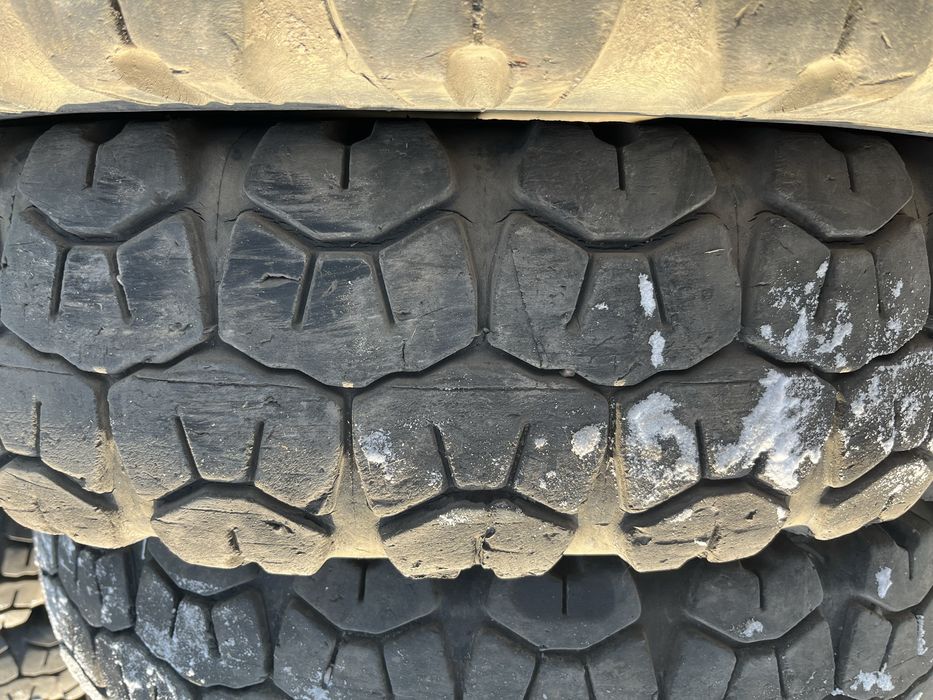 9.00R20 в отличном состоянии