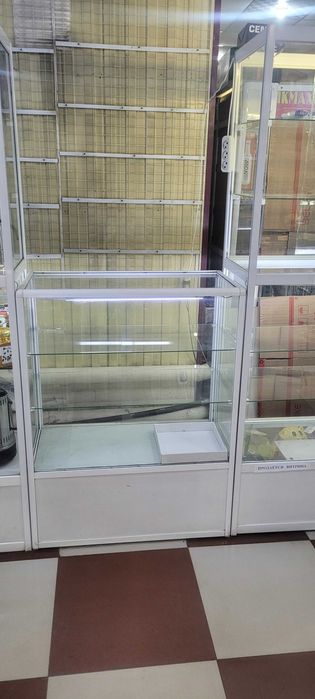 Продам торговое оборудование