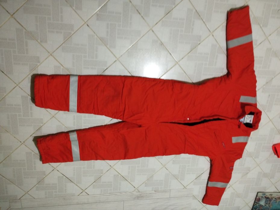 Жұмысқа арналған комбенизон