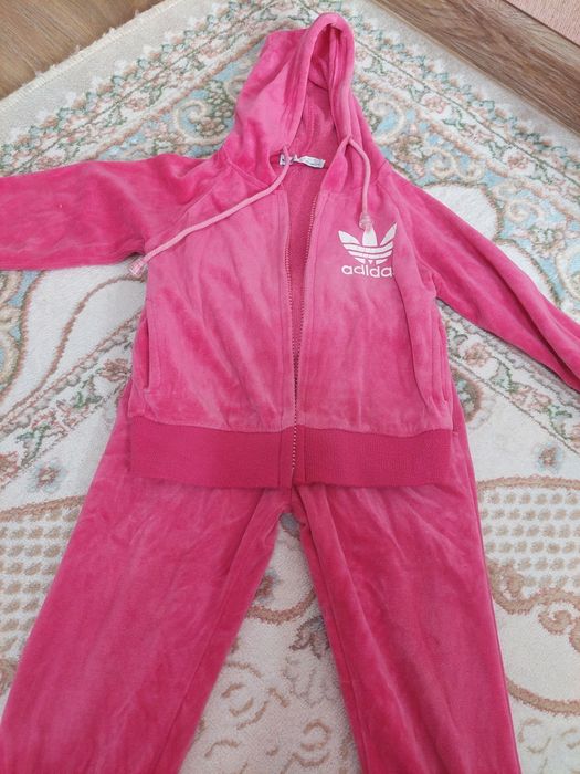 Продам спортивки