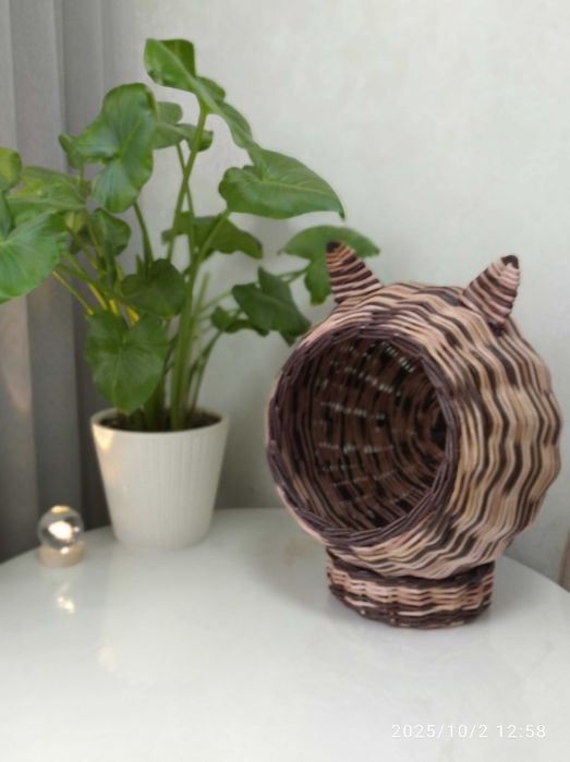 Домик для кошки плетеный