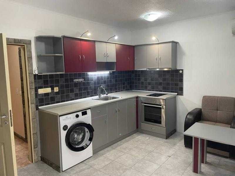 Двустаен апартамент в Лазур