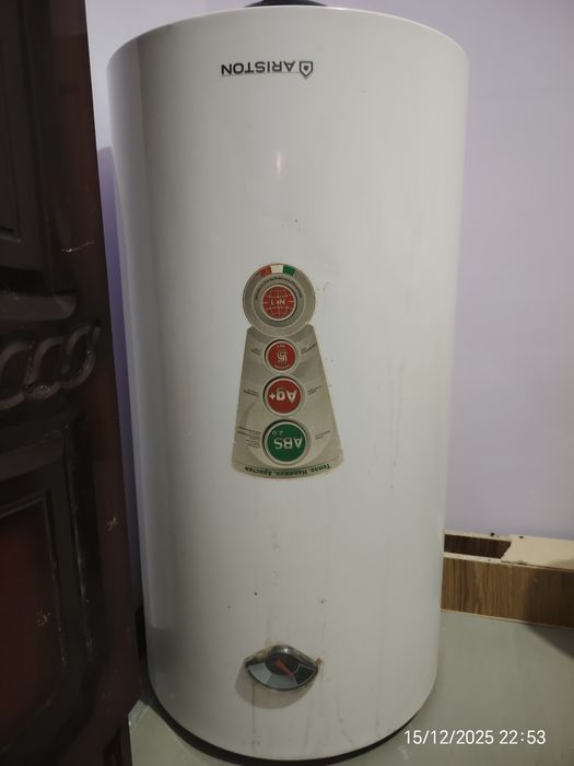 Аристон сотилади