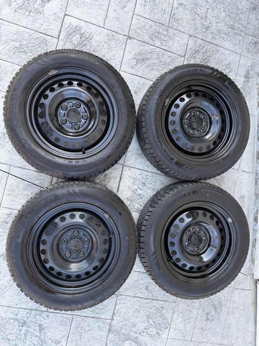 Set roti 205/60 R16 Fulda DOT 3324 + jante 16 5x114.3 Hyundai Kia