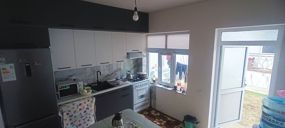 Назарбек текистил uy