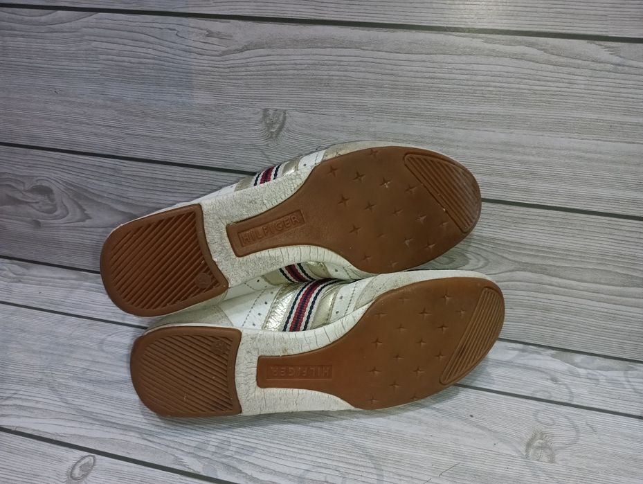 Tommy Hilfiger N 37 кожени сникърси