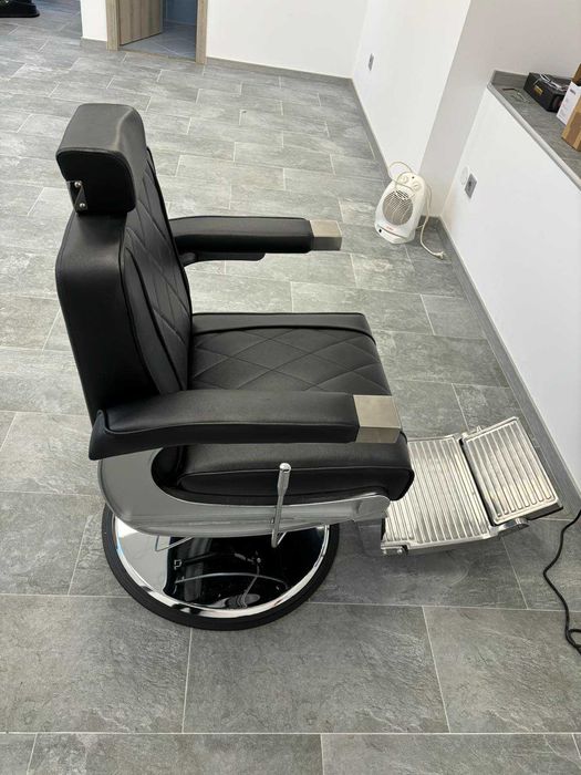 Бръснарски стол BM88066