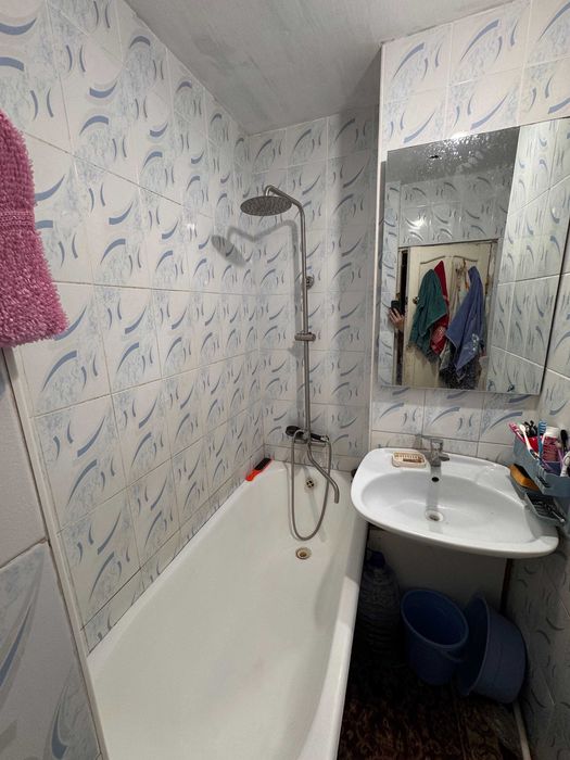 Продаётся своя 3в4-х комнатная квартира (Договорная)