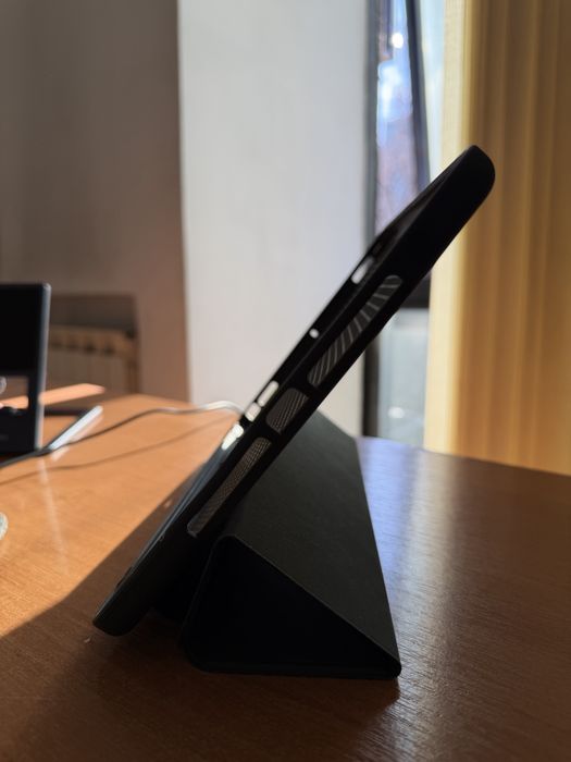 Чехол для iPad 10.2