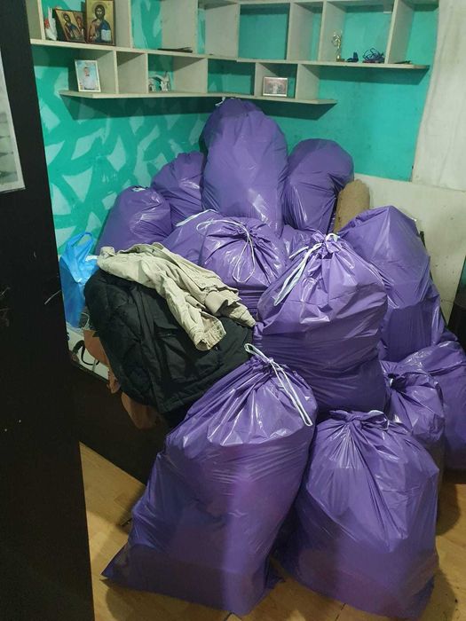 curatenie in apartamente ,curatenie la casa ,debarasare moloz , gunoi