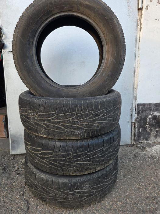Зимние шины комплект