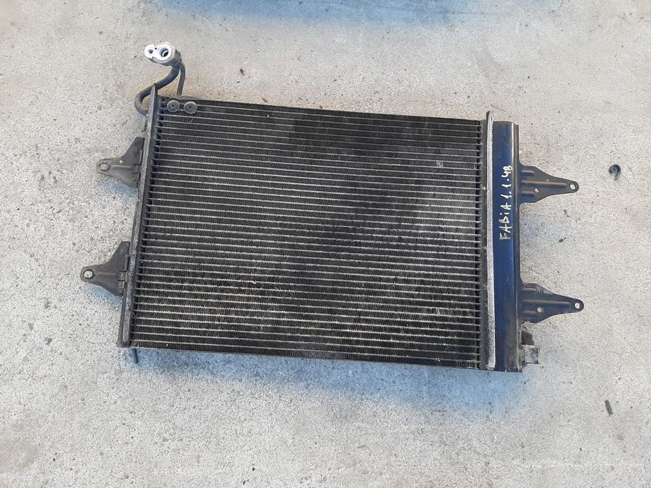 radiator clima ac 1.2b 1.4b 1.4tdi 1.9 tdi  vw polo 9n skoda fabia seat ibiza 6q0820411e