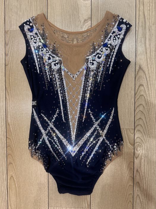 Трико за художествена гимнастика