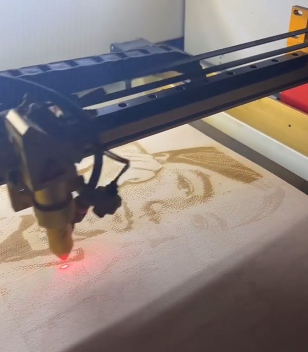 Продам ЧПУ лазерный гравировочный станок