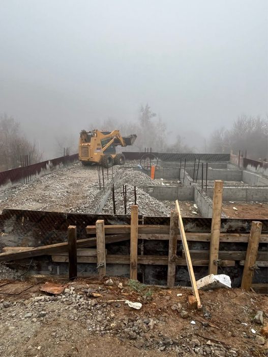 Услуги с мини багер и бобкат