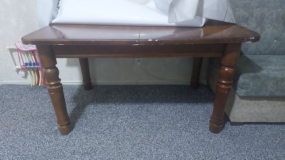 Стол чинор ..хонтахта килинади