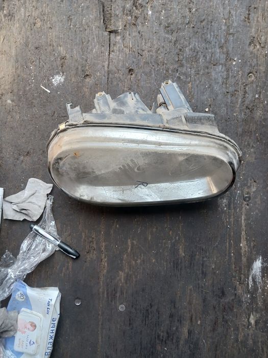 Фара Фольксваген Гольф4 правая