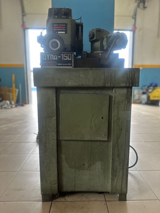 Masina rectificat supape cu emulsie