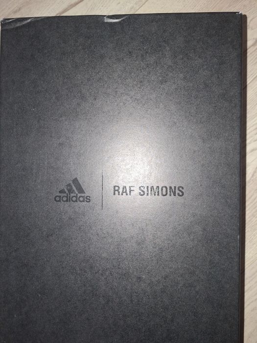 raf simons adidas ozweego